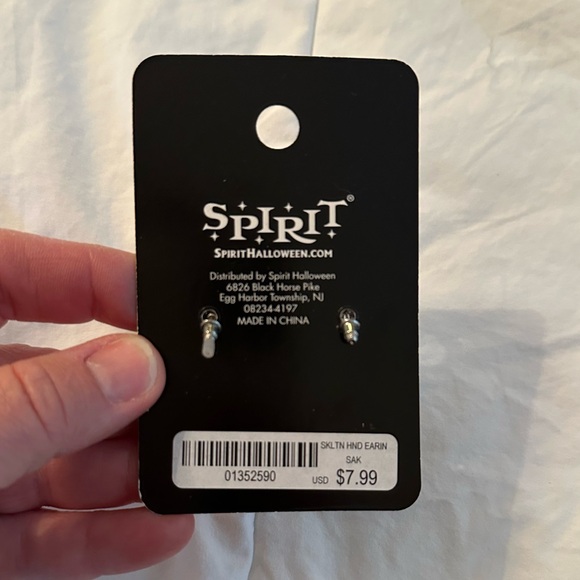 Spirit Halloween Skeleton Costume & Accessories, Halloween - Picture 12 of 16